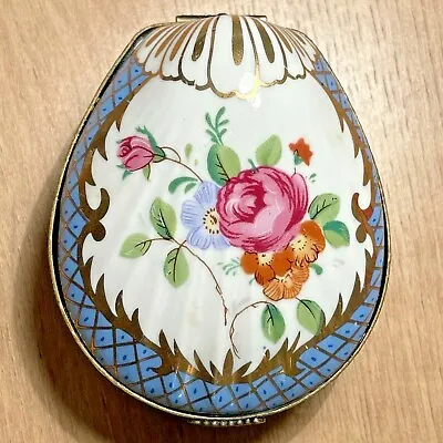 Vintage White Porcelain Painted Floral Rose Gold Gilt Clam Shell Trinket Box • $35