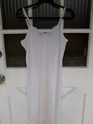 $11 • Buy Vintage 100% JC Penny Nylon Full Dress Slip Lingerie Plus Sz 18 White