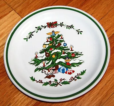 Montgomery Ward Christmas Holiday Stoneware Salad Or Dessert Plate 7.75  • $9.99