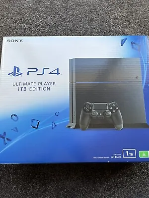 $250 • Buy Playstation 4 Bundle - Console, Games And Double Charger