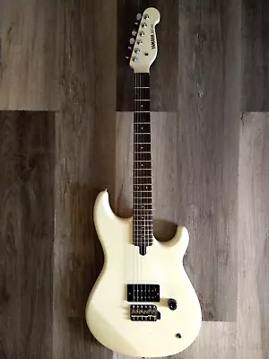 Yamaha SE150 Electric Guitar - Vintage 1986 - Pearl White • $310