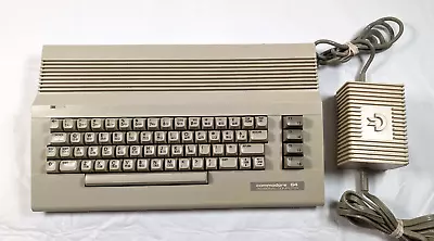 Vintage Commodore 64 Personal Computer C64 With Power Supply (Boots Up) • $120