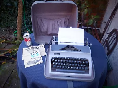 £20 • Buy ERIKA Model 32 Typewriter Part Tested -Spares Or Repairs READ DETAILS BELOW