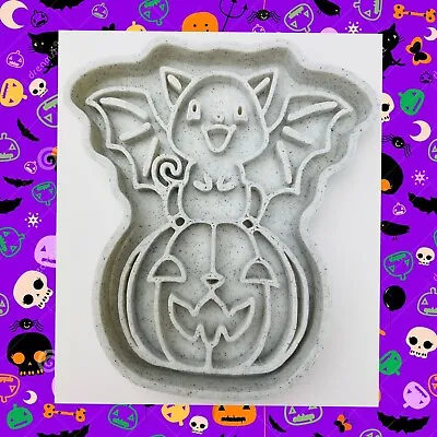£5.99 • Buy Pumpkin With Bat Halloween Cookie Cutter