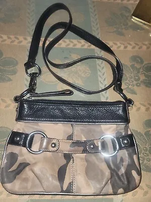 B. Makowsky Camouflage Leather Zip Top Convertible Crossbody Bag-read Descriptio • $9.50