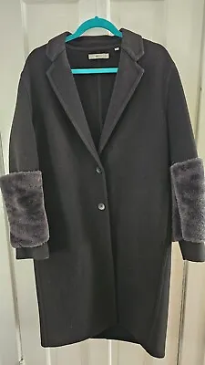 Vince Black Oversized Long Coat With Banded Shearling Sleeves Size M • $275