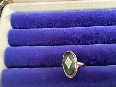 Vintage Oval Green Jade Ring With Center Diamond • $125