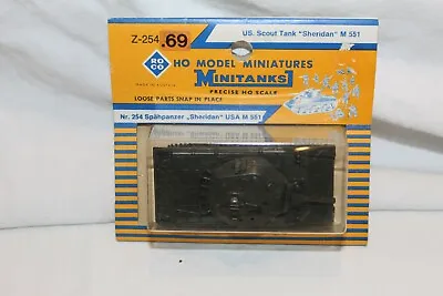 Vintage Roco Ho Model Minatures Minitank US Scout Tank Sheridan M551 Z-254.69 B • $12.99