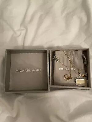 Michael Kors Necklace Gold • £100