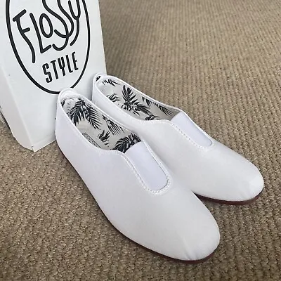 Flossy Califa White Canvas Pump Shoes UK5.5 • £19.99