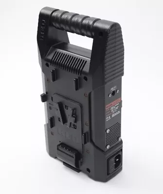 RED DIGITAL CINEMA CVTR2 RED Brick Charger For V-Mount Batteries • £159.99