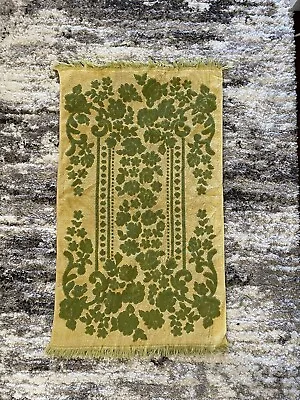 Vintage Sears Bath Towel Sculpted Yellow Green Flower 1960’s Fringe Reversible • $15.50