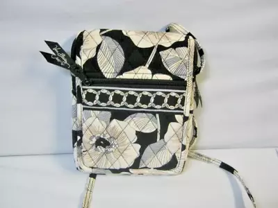 Vera Bradley Camellia Mini Hipster Crossbody Purse 6 X 7.5 X 1 EUC • $14.95