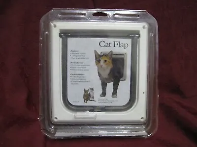 PetSafe 2-Way Cat Flap Indoor Pet Door Small Petite 1-12 Lbs Magnetic Closure • $19.99