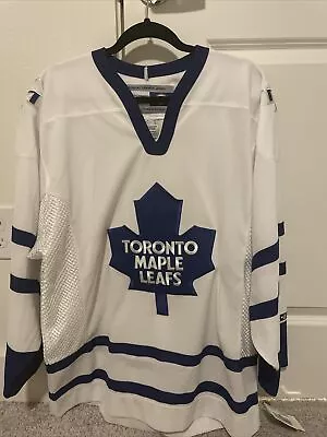 Toronto Maple Leafs Jersey Men’s Medium CCM Semi Pro White NWT • $85
