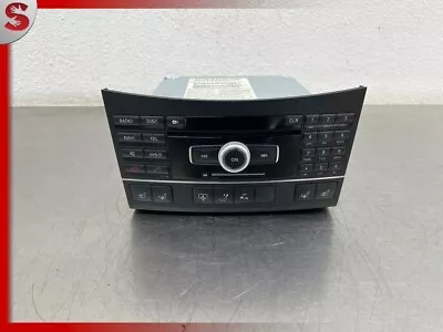 10-11 Mercedes W212 E350 E550 Command Head Unit Cd Changer Radio 2129008604 Oem • $145