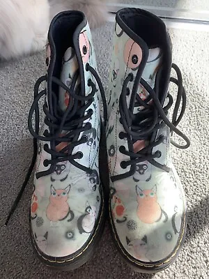 Womens Cat Shoe Boots Size 38 • $90