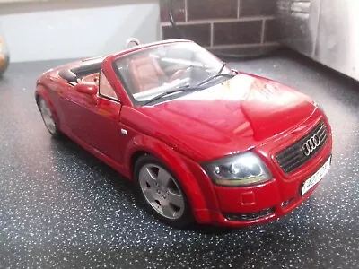 Maisto 1/18 Audi TT Roadster Red Spares Or Repairs • £15