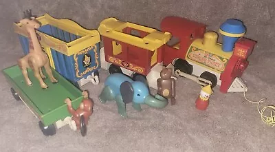 Vintage Fisher Price #991 4 Four Car Circus Train With 4 Animals & Cown • $39.99