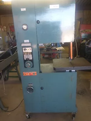 Washington Metal Vertical Metal Cutting Band Saw  80-029-2 12  X 20  • $2800