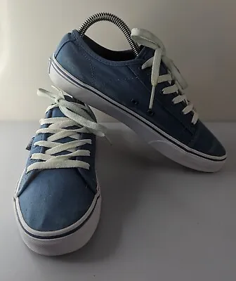 Men's Blue Vans Skaterboard Shoe Trainers Sneakers UK Mens 5 Used • £15.99