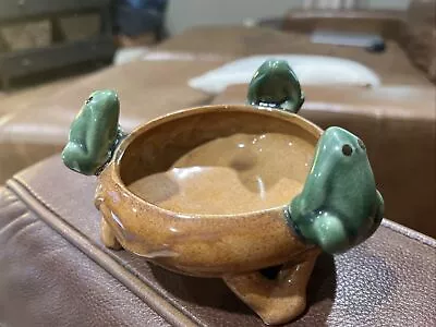Vintage Majolica 3 Frogs On Rim Pottery Bowl Planter • $6.49