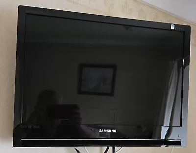 Samsung SyncMaster 225MD 22  Wide LCD Monitor With TV Tuner  Built-in Speakers • £20