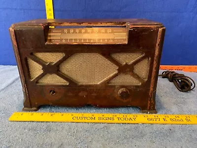 Farnsworth Vintage Wood Tube Radio PARTS REPAIRS • $44.74