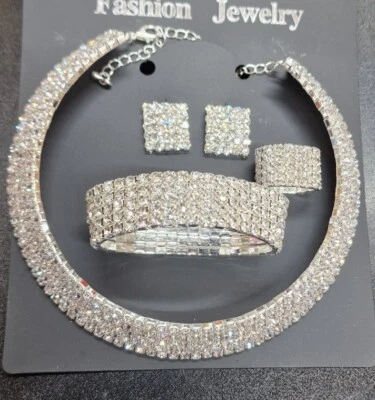 £12.99 • Buy Chocker Necklace Set
