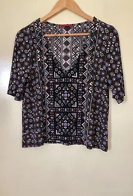 Womens Tigerlily Top Size 12 • $18