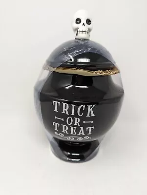 Hyde And Eek! Cookie 🍪 Jar Urn - Skull Black Trick Or Trick Halloween 🎃 NEW • $18.95