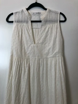 $18 • Buy Mango White Embroidered Dress (Size EUR XS/US 2) - New With Tags