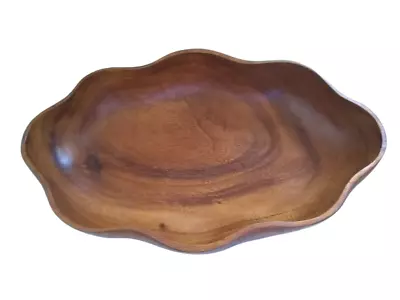 Vintage Large Wooden Salad Bowl Scalloped Rim Medium Wood Grain 17 X10.5 X4  • $31.50