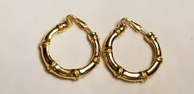 Vintage Mimi Di N Gold Tone Bamboo Motif Hoop Clip On Earrings • $18