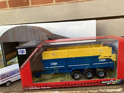 £36.95 • Buy 43284 Britains Kane Tri Axled Halfpipe Silage Trailer 1.32 Scale