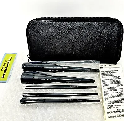 NEW Mary Kay Essential Brush Collection 5 BRUSH SET Brushes Makeup Bag Clutch • $29.99
