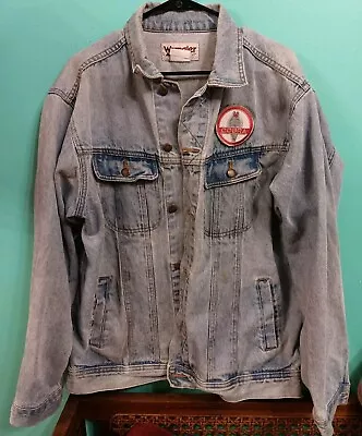 VTG Wrangler Jacket Mens Xl Light Wash Trucker Jean Denin Cobra Patch Distressed • $79.99