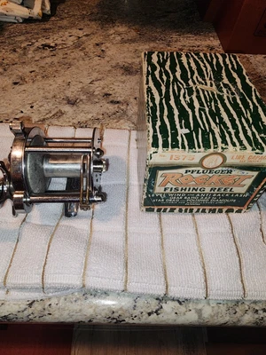 $30 • Buy Pflueger Rocket 1375 Casting Reel, With Box!!!