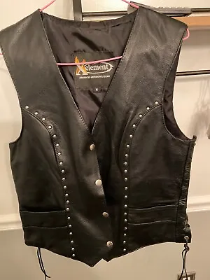 $65 • Buy Women’s  Xelement Black Leather Motorcycle Vest Size Medium.  Excellent Cond.