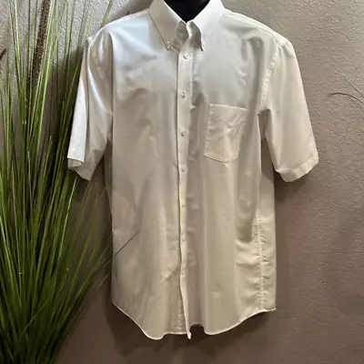 Stafford White Short Sleeve Dress Shirt/wrinkle Free Oxford Size 17 (34-35) • $14