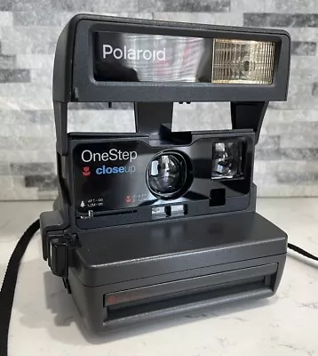 Vintage Poloroid One Step Close Up 600 Instant Camera With Flash & Strap • $34.95