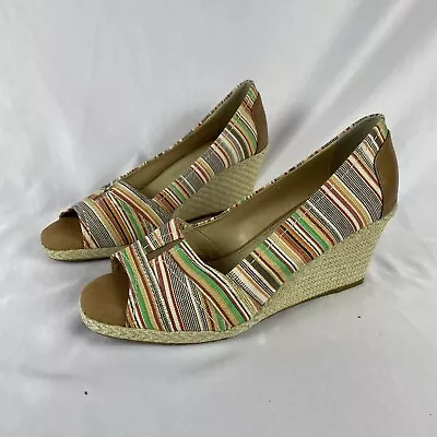 MICHELLE D Womens  Espadrille Wedge Heels Multicolor Striped Canvas Great Condit • $14.95