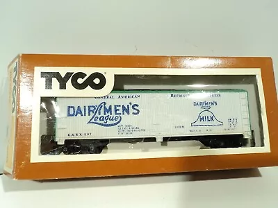 TYCO 40' Dairymen's League Milk Refrigerator Car With Original Box  • $11