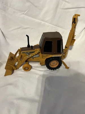 $20.70 • Buy Vintage Ertl 1959G  Diecast Case Construction King Tractor Loader Backhoe 580E