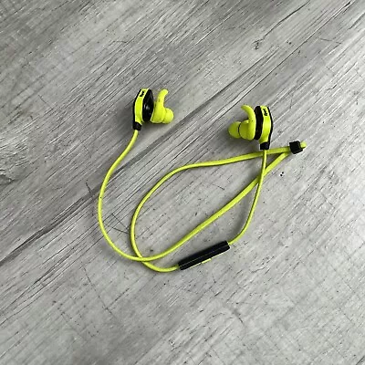 Monster Isport Superslim Bluetooth Wireless In-Ear Headphones Neon Green • $14.99