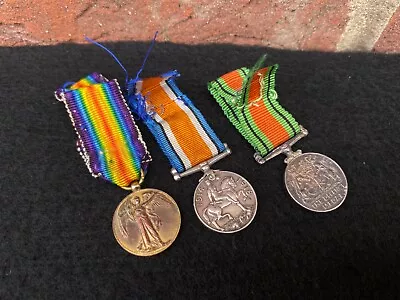 Pair Of Period WW1 Miniature British Medals Victory & War Medals & Ww2 Defence • £26