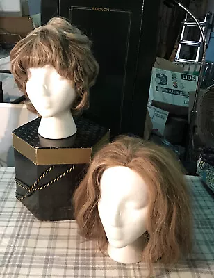 $36.97 • Buy 2 Wigs Layered Shag Feathered Bangs Short Bob Glamour Blonde Vintage