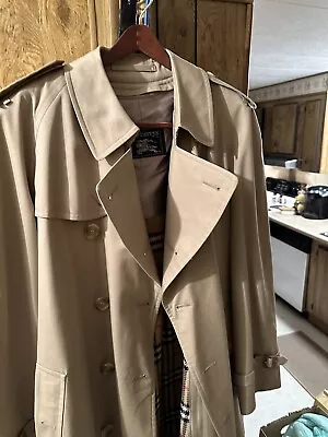 Burberry Men’s Trench Coat ‘Sher’ Vintage Sz 44L Long Removable Wool Lining EUC • $102.50