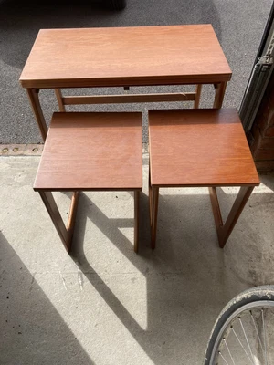 £120 • Buy MCINTOSH TRI FORM NEST OF 3 TABLES 1980’s MID CENTURY MACINTOSH