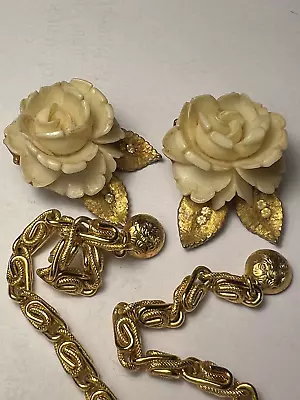 Vintage BSK Demi Parure Carved White Flower Rhinestone Earrings & Necklace Gold- • $27